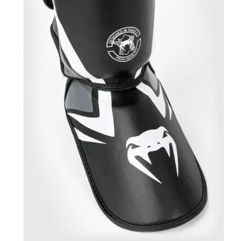 Venum Contender 2.0 Shin Guards Black/White - M | Protective Sports Gear