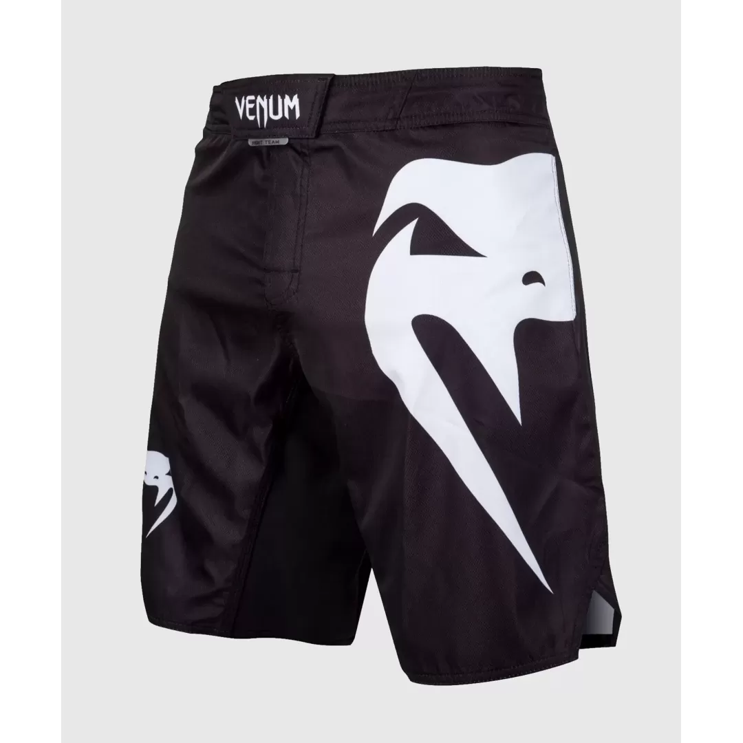 Venum "Light" Fightshorts - BlackWhite 0722 | Vêtements de combat de qualité