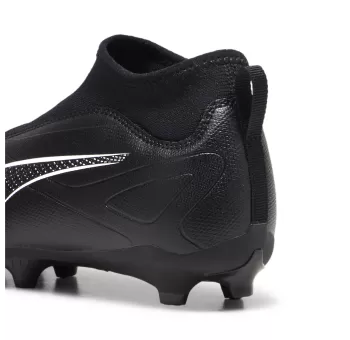 PUMA ULTRA 5 MATCH+ LL FG en noir - Performance optimale sur le terrain