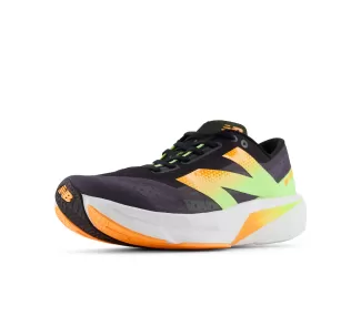 New Balance FuelCell Rebel v4