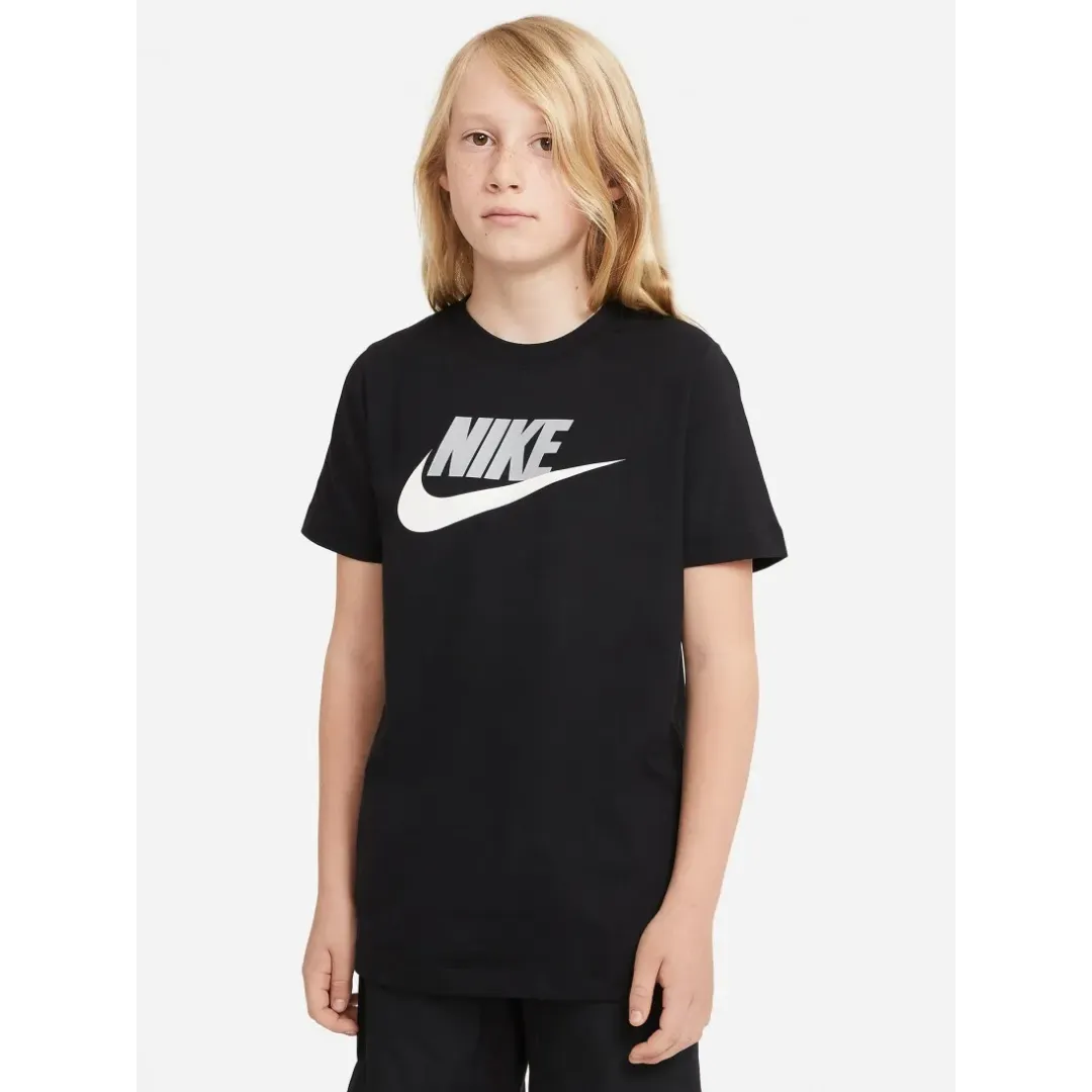 T-shirt à manches courtes Nike - Vêtements de sport de qualité