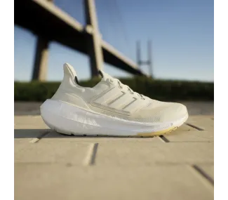 Chaussure de running ultraboost light d'adidas - Performances optimisées et éco-responsable