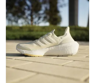 Chaussure de running ultraboost light d'adidas - Performances optimisées et éco-responsable