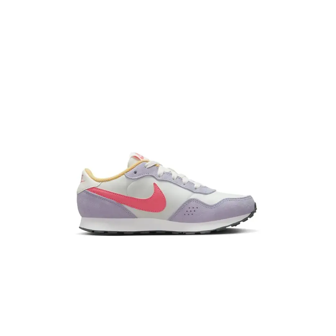 Chaussures Nike MD Valiant BG - Low Top | Style et Confort